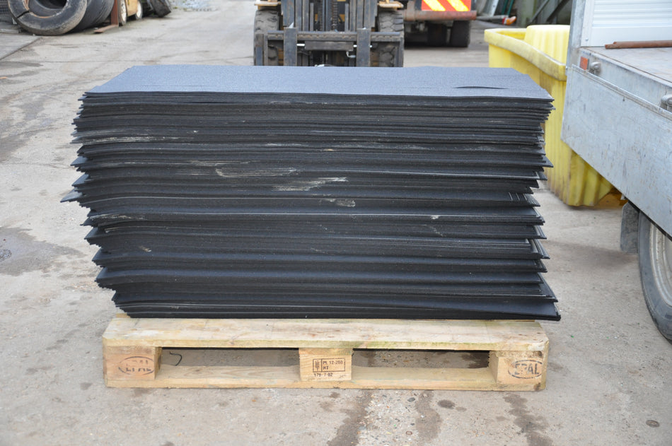 Rubber granulaat antislipmat voor ladingzekering 120x11 cm