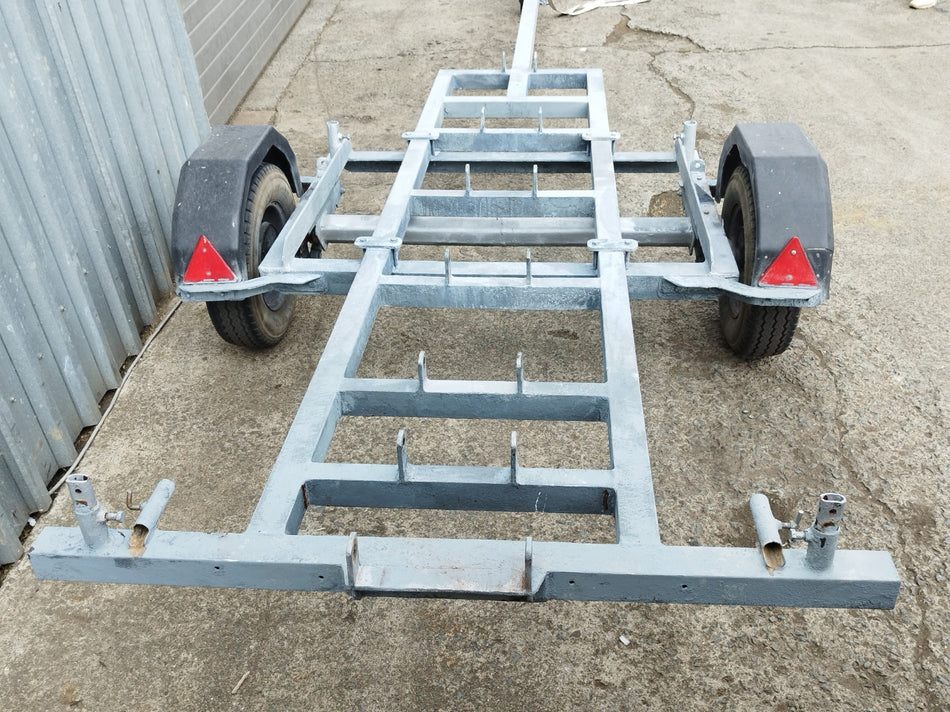 Plateau aanhangwagen voor boot - 575 x 140 cm - boottrailer - boot aanhangwagen