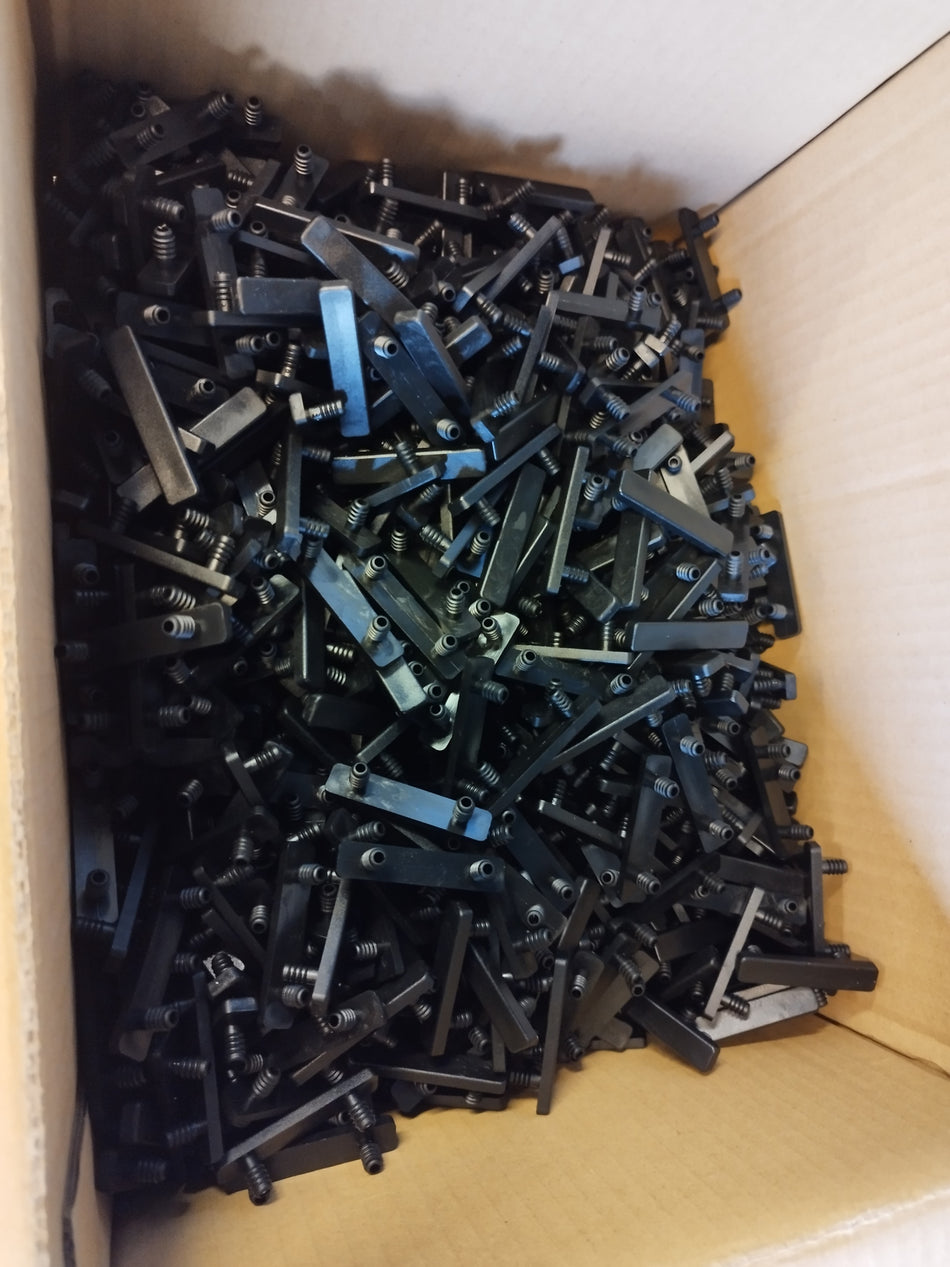 Meubelglijders bumpers voor metalen profielen 50x10x4 mm - 1000 stuks