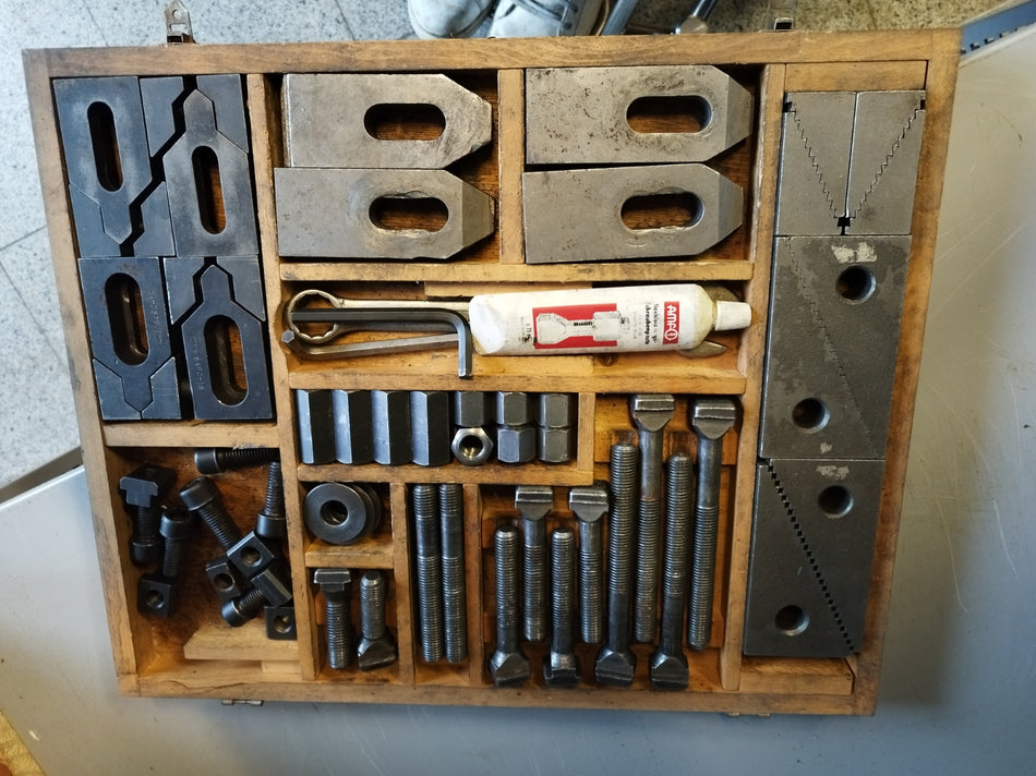 AMF assortimentsdoos klemgereedschap 6530 M16 x 16