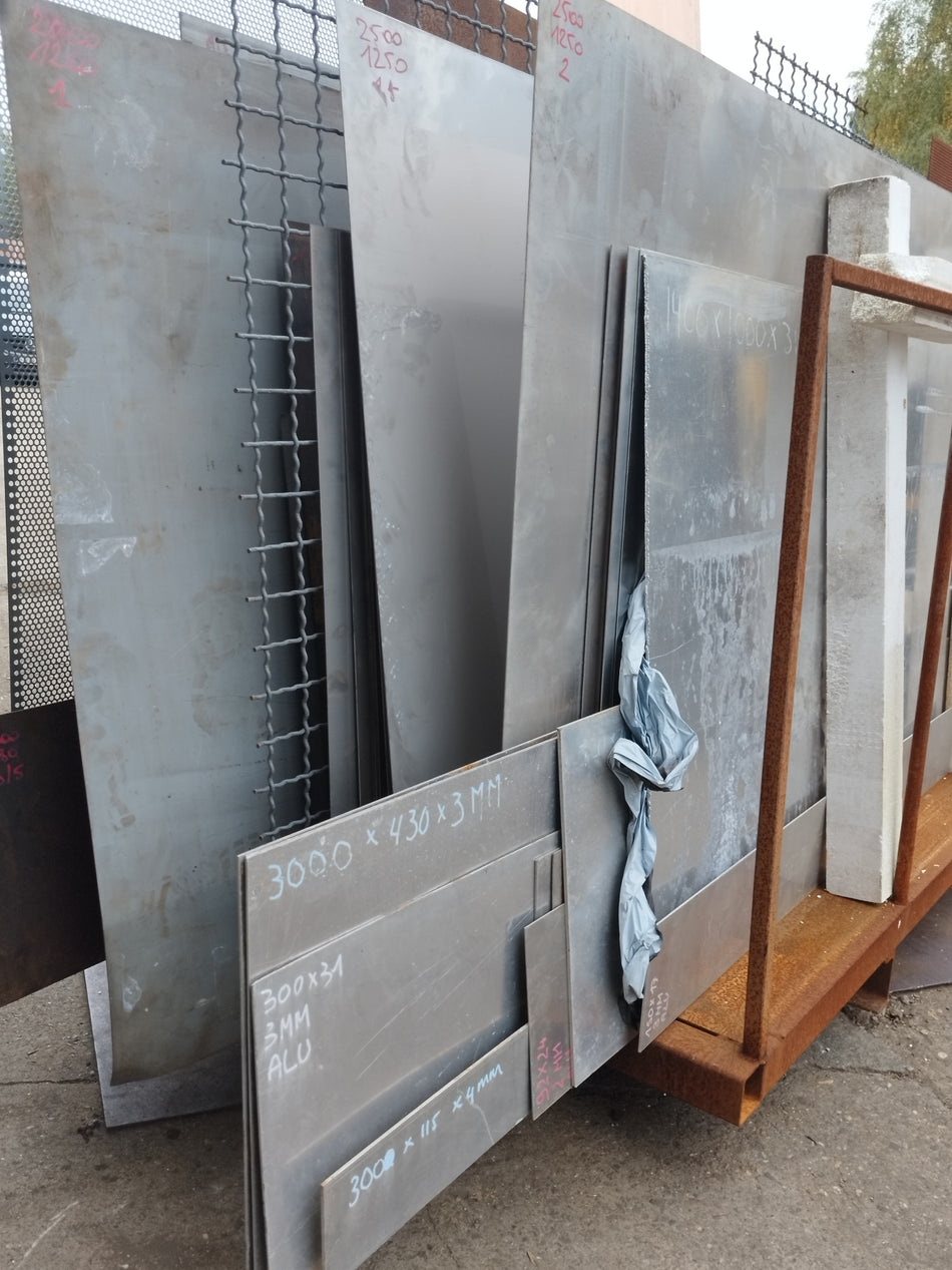 Metaalplaten - aluminium plaat - INOX plaat - Zink plaat- messing plaat- koper plaat- RVS plaat