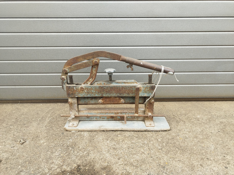 Manuele betonklinker knipper