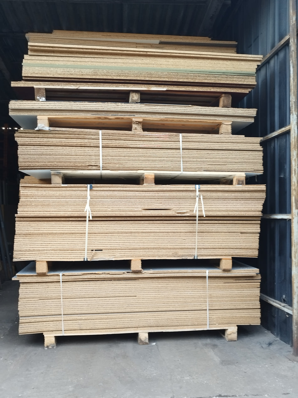 Vezelplaat - MDF - meubelplaat - houtvezelplaat - boardplaat - verloren bekisting - legplanken voor rekken - vloerplaten - wandplaten