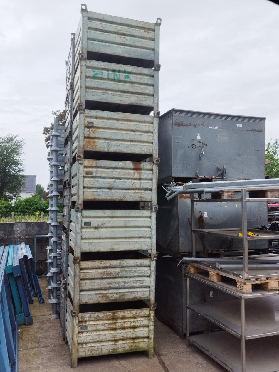 Metalen stapelbak - opslagbak - palletbak - afvalbak - stapelbaar