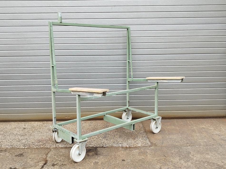 Transportwagen - intern transport - magazijnkar - plateauwagen - werktafel - deurenkar - verfdeur
