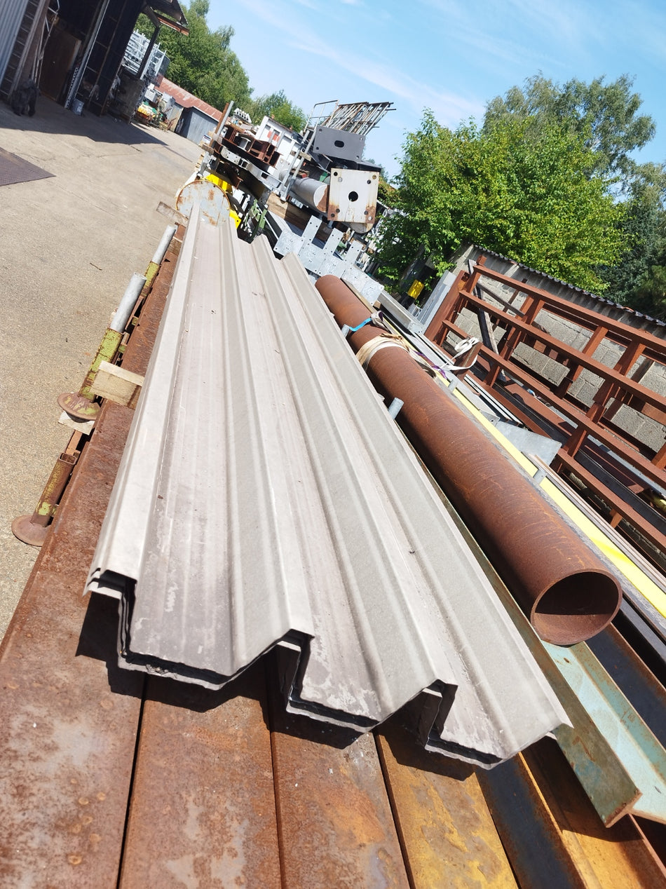 Metalen dakplaten 420 x 75 cm