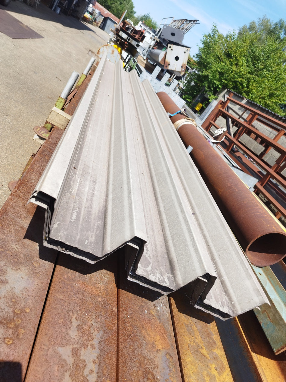 Metalen dakplaten 420 x 75 cm